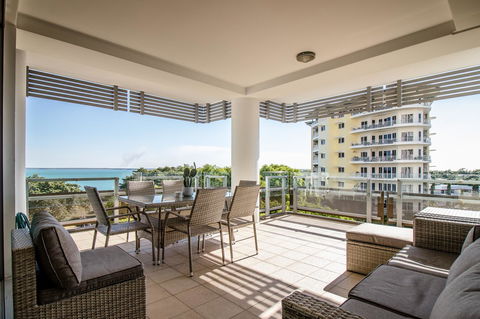 ZEN BY THE WATER - Esplanade Darwin Retreat - Tweed Heads Accommodation 3