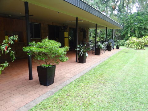 DARWIN'S SHADY ACRES RETREAT - Tweed Heads Accommodation 7