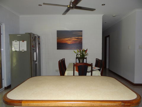 DARWIN'S SHADY ACRES RETREAT - Tweed Heads Accommodation 24