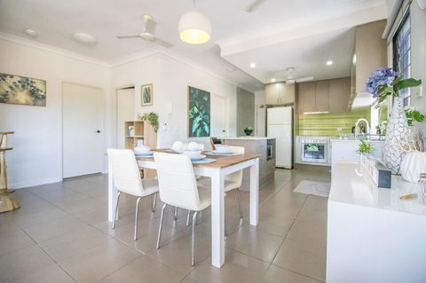 ZEN QUEST - The NOMADS PAD Near Nightcliff Markets & Sunset Foreshore - Tweed Heads Accommodation 13