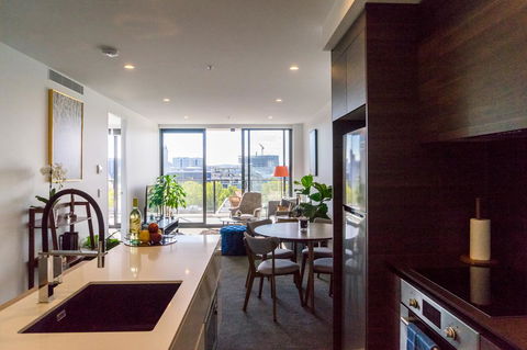 Highgate Executive Apartment City Walk Canberra - Tweed Heads Accommodation 12