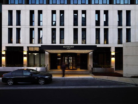 Burbury Hotel - Tweed Heads Accommodation 0