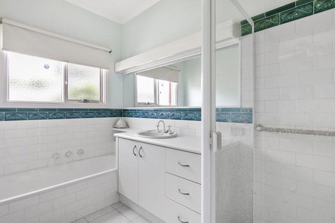 Boston Beach House 2-19 - Tweed Heads Accommodation 1