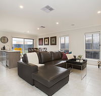 BOUTIQUE STAYS - Carinya - Tweed Heads Accommodation