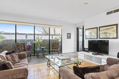 BOUTIQUE STAYS - Catani Gardens - Tweed Heads Accommodation 2