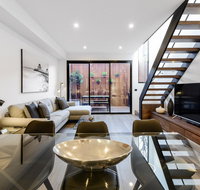 Boutique Stays - County Down Contemporary Port Melbourne Home - Tweed Heads Accommodation