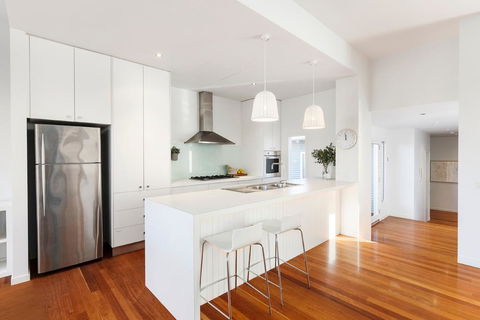 BOUTIQUE STAYS - Queen Adelaide - Tweed Heads Accommodation 1