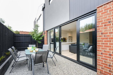Boutique Stays-Murrumbeena Place 1 - Tweed Heads Accommodation 3