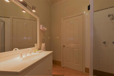 Bowen Inn Motel - Tweed Heads Accommodation 1