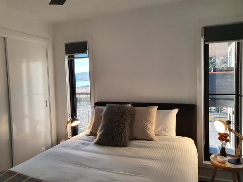 Braeside, 1 Bedroom. East Jindabyne - Tweed Heads Accommodation 1