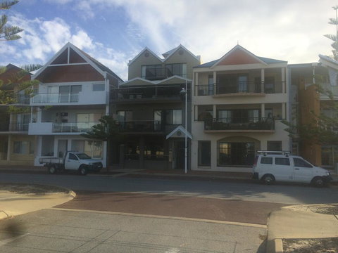 Breakwater Short Stay - Tweed Heads Accommodation 0