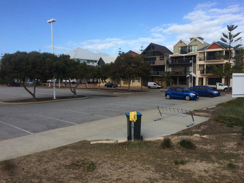 Breakwater Short Stay - Tweed Heads Accommodation 1