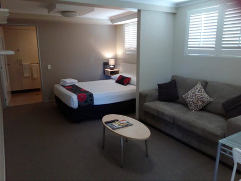 Brisbane Street Studios - Tweed Heads Accommodation 2
