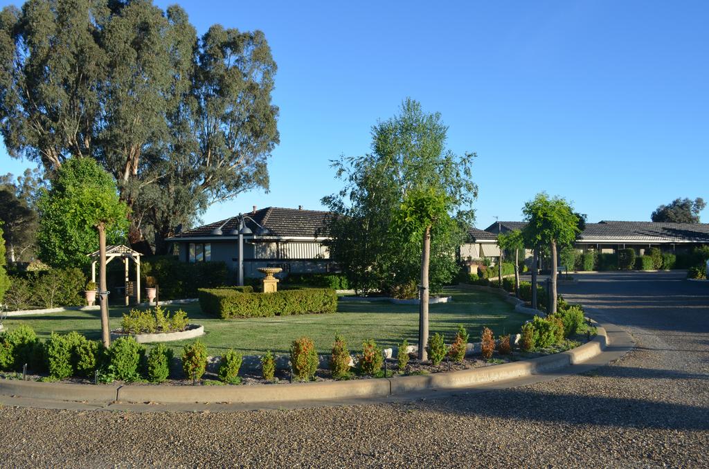 Lake Albert NSW Tweed Heads Accommodation