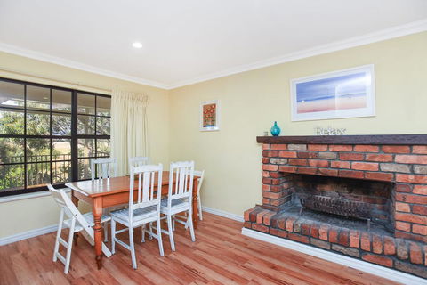 By The Beach - 30 Jetty Road - Tweed Heads Accommodation 1
