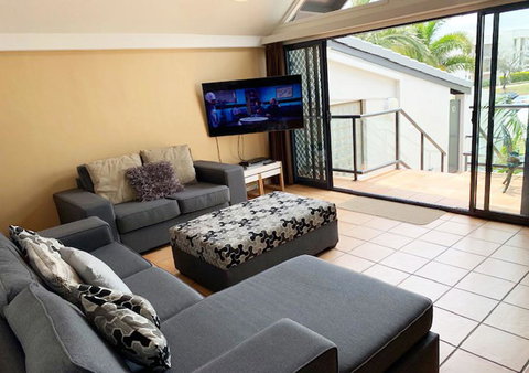 Byron Bay Beachfront Apartments - Tweed Heads Accommodation 2