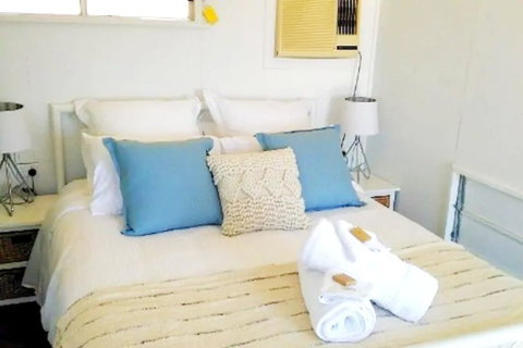 Cabin In The Sky Glorious Views To Magnetic Island - Tweed Heads Accommodation 3
