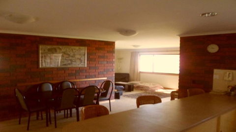 Calm Seas - 70 Gold Coast Drive - Tweed Heads Accommodation 3