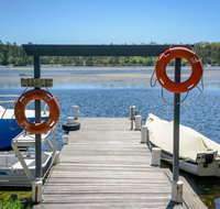 Calm Waters Waterfront Cottages - Tweed Heads Accommodation