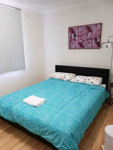 CAMPBELLTOWN HOLIDAY HOME 3 BED + FREE PARKING NCA039 - Tweed Heads Accommodation 3