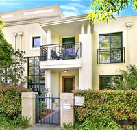 Campbelltown Most Sought After Park Central Home - Tweed Heads Accommodation