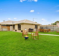 CAPEL Family Home large yard close to beach - Tweed Heads Accommodation