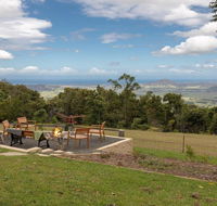 Captain's Lookout - elevated ocean views rural stay - Tweed Heads Accommodation