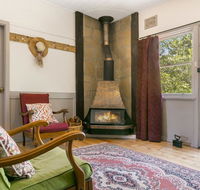 Carinya Cottage - Tweed Heads Accommodation