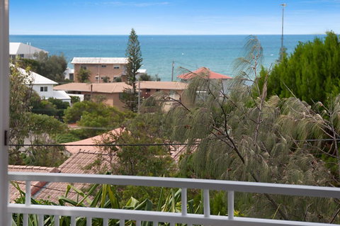 Carolyn's Beach House - Tweed Heads Accommodation 1