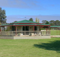 Carolynnes Cottages - Tweed Heads Accommodation