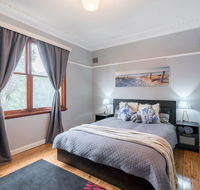 Carramar CozyHome 1minStation 5Bdrms1.5bathSleeps8 - Tweed Heads Accommodation