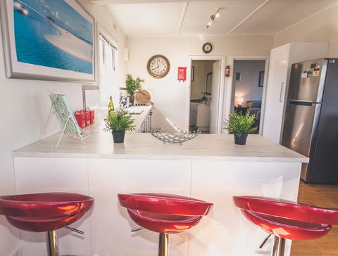 Carrickalinga SeaHaven: Coastal Escape-4BRM - 29 Riverview Drive - Tweed Heads Accommodation 3