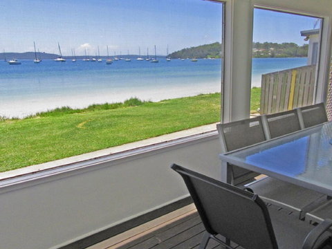 Casa Martins', 219 Foreshore Drive - Absolute Waterfront House - Tweed Heads Accommodation 0
