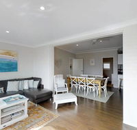 Casa Sorella - beachfront family home - Tweed Heads Accommodation