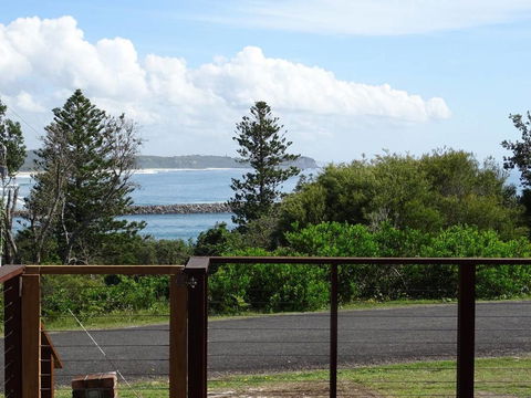 Casa Sorella - Beachfront Family Home - Tweed Heads Accommodation 1