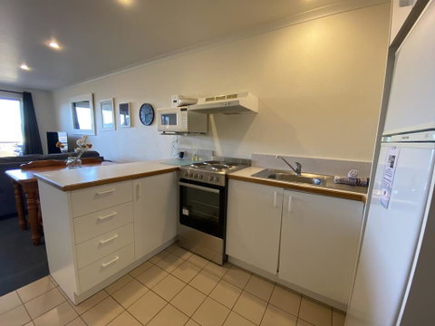 Cascades 15 - Tweed Heads Accommodation 2