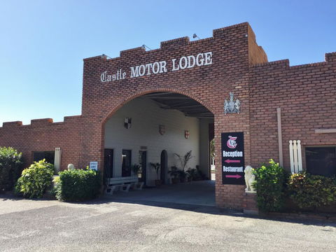 Castle Motor Lodge - Tweed Heads Accommodation 0