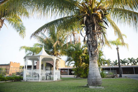 Castle Motor Lodge - Tweed Heads Accommodation 1