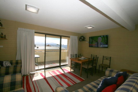 Central Park 10/1 Snowy River Avenue - Tweed Heads Accommodation 0