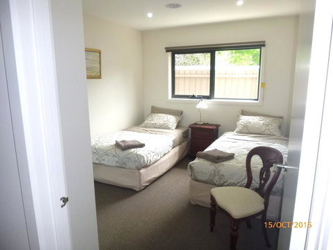 Champagne Stays Apartment - Tweed Heads Accommodation 3
