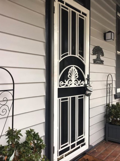 Charming Miners Cottage In The Hip City Of Geelong - Tweed Heads Accommodation 1