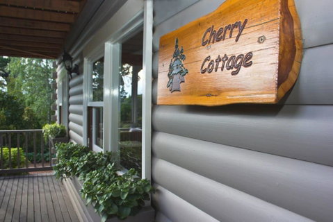 Cherry Cottage - Leura - Tweed Heads Accommodation 2