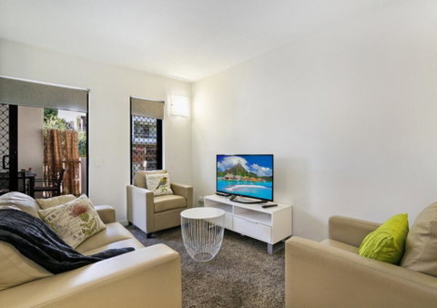 City Getaway Modern Bowen Hills 1 Bedroom With Free WIFI And Parking - Tweed Heads Accommodation 1