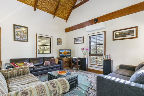 Clervaux Cottage - Tweed Heads Accommodation 2