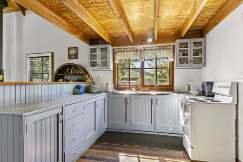 Clervaux Cottage - Tweed Heads Accommodation 3