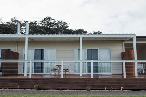 Coastal Lodge - Tweed Heads Accommodation 1