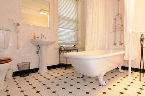 Colhurst House - Tweed Heads Accommodation 2
