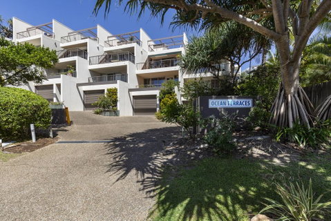 Comfortable & Stylish With Rooftop Spa - Tweed Heads Accommodation 0