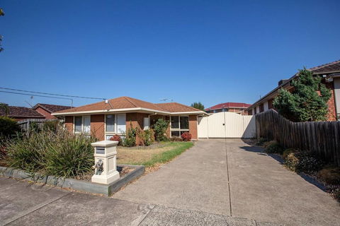 Comfy Beautiful 3Beds House In Epping - Tweed Heads Accommodation 3