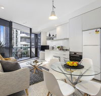 Complete Host SEE Apartments - Tweed Heads Accommodation